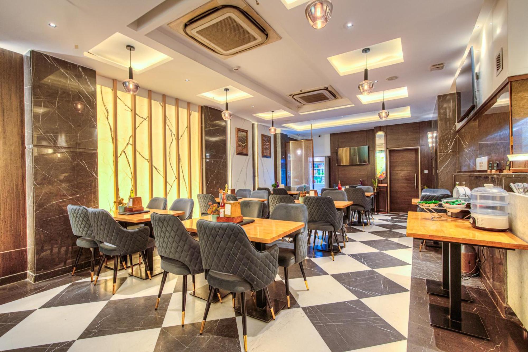 Empire Platinum Hotel New Delhi