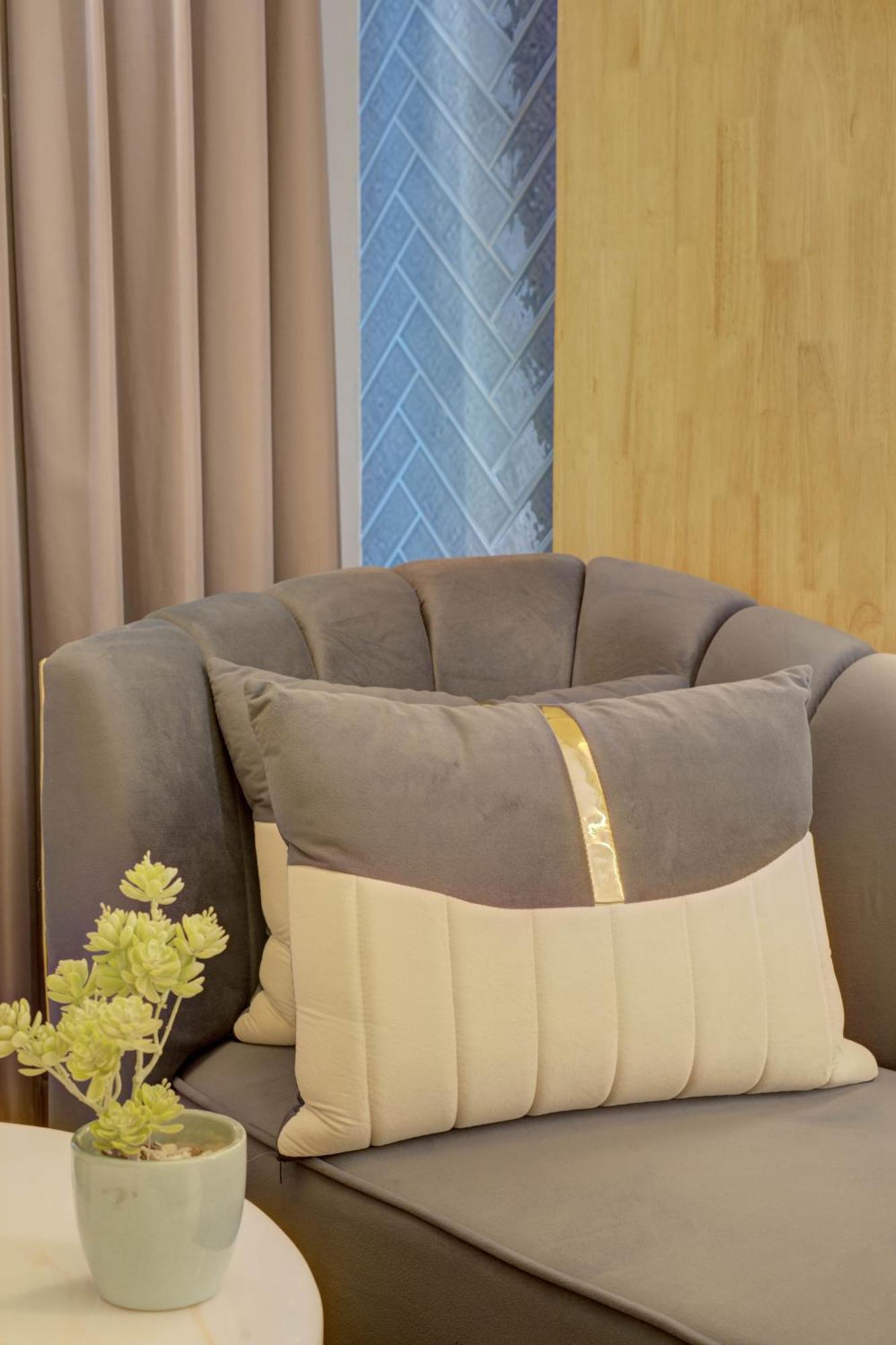 Hotel Empire Platinum New Delhi